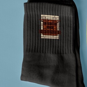 جوارب مطرزة جميلة